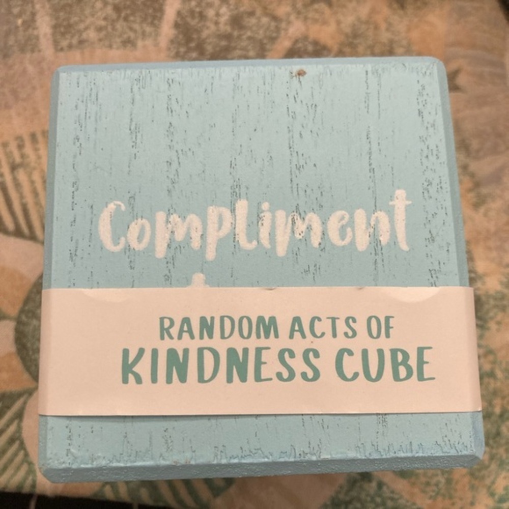 Decorative Cube “Random Acts of Kindness Cube” NWT